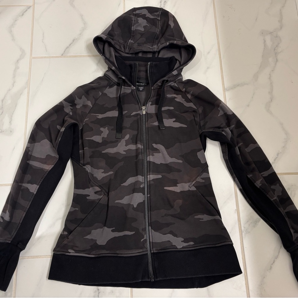 ATHLETA women’s black grey camo zipper hoodie sweatshirt size M